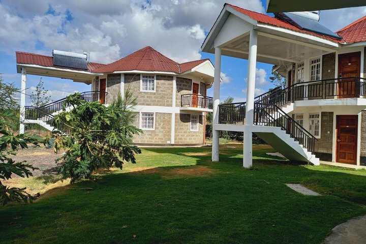 Hotel Exterior 43 of 43