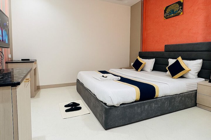 Room 34 of 81