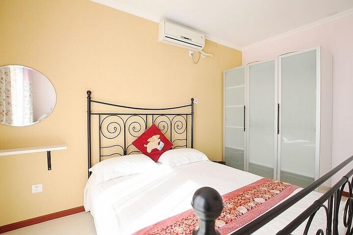Room 14 of 74