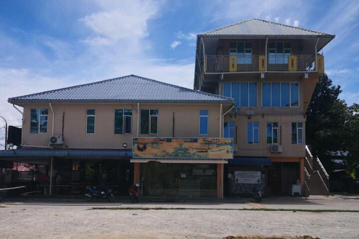Photo 9