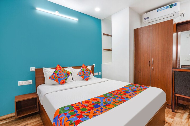 Room 19 of 43