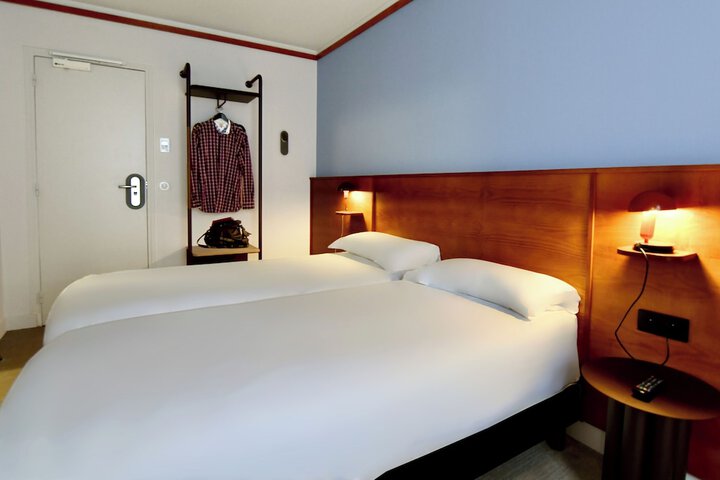 Room 20 of 44