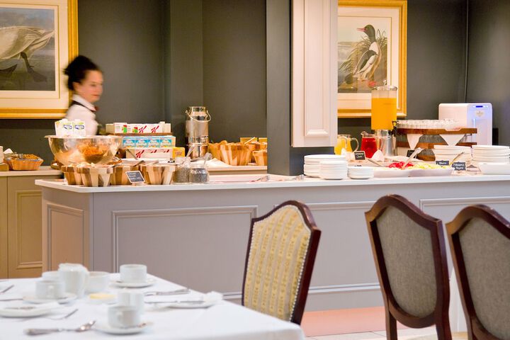 Breakfast/Coffee Service 33 of 59