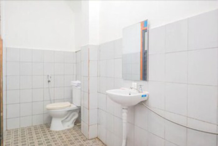 Room 5 of 37