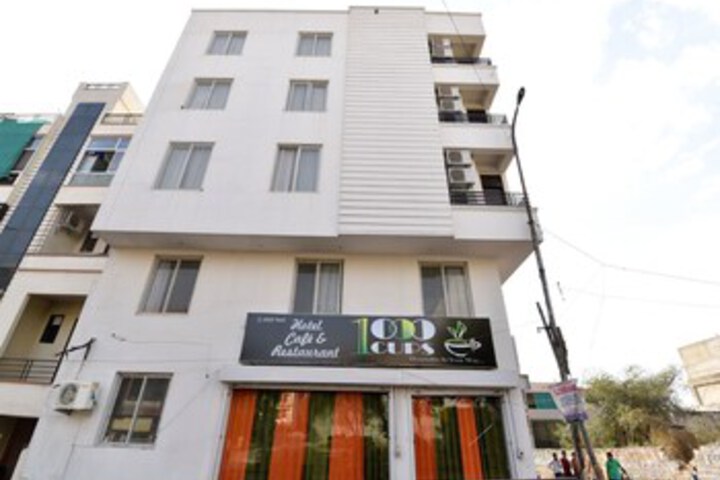 Hotel 7 of 24