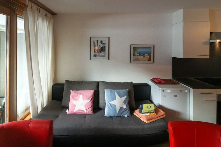 Room 14 of 169