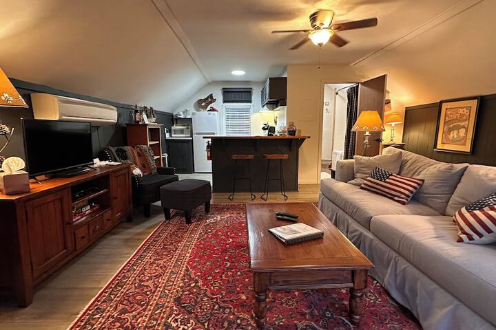 Room 93 of 203