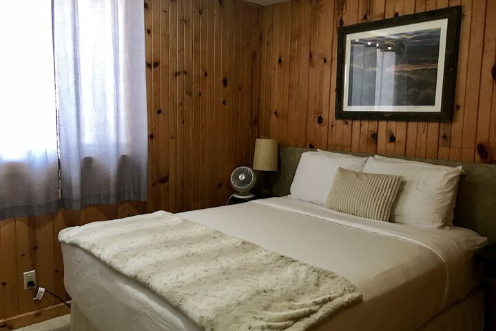 Room 21 of 43