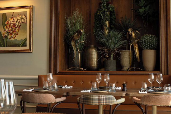 Dining 61 of 88