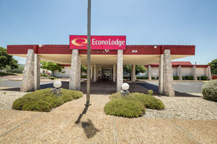 Hotel 5 of 22