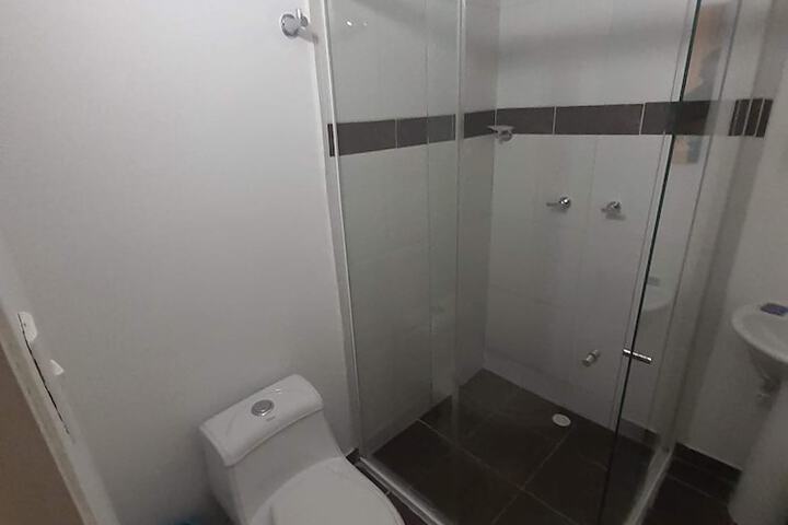 Room 7 of 10