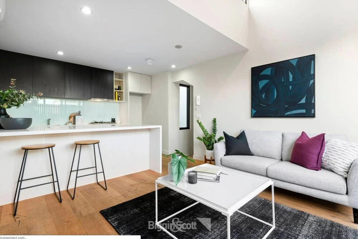 Spacious 2 Bedroom Inner City Retreat in Richmond