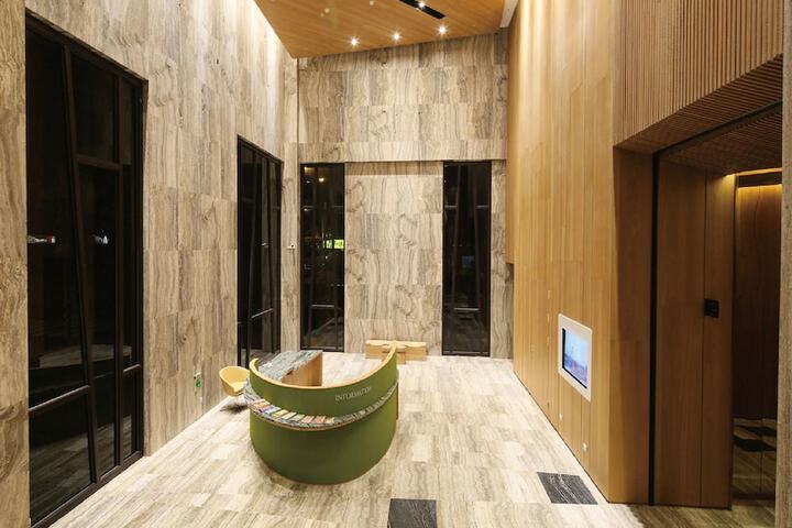 Lobby Entry