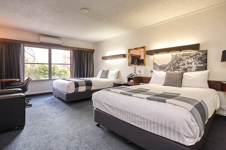 Room 21 of 92