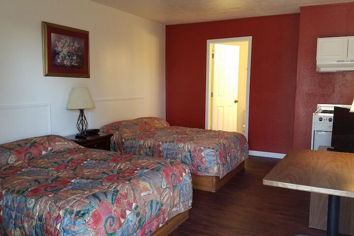 Deluxe Room 2 Double Beds Kitchenette Ground Floor (2 of 24)