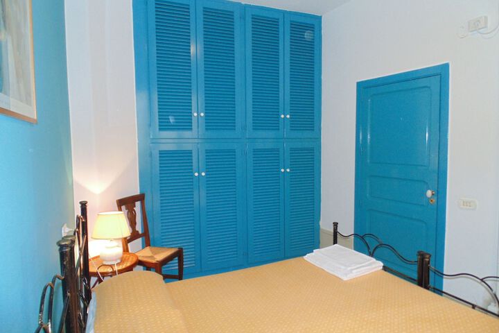 Room 41 of 46