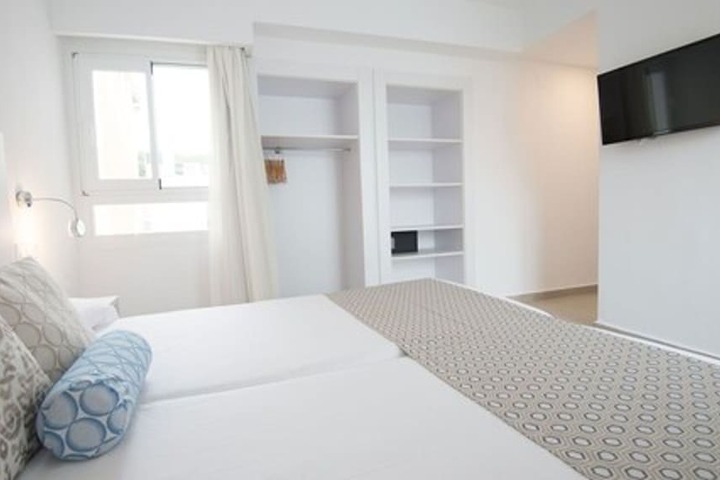 Room 21 of 42