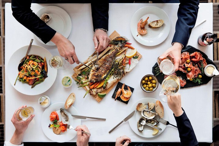 Dining 62 of 96