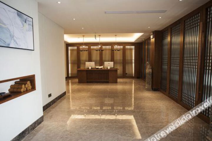 Hotel Interior 6 of 10