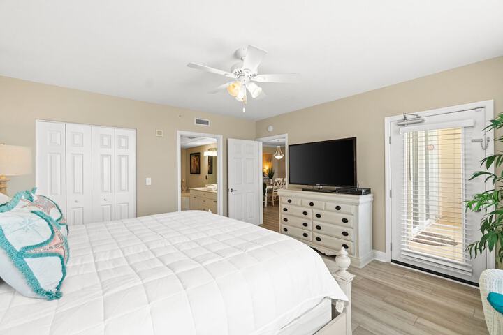 Room 28 of 145