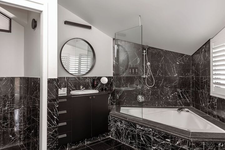 Bath Photo