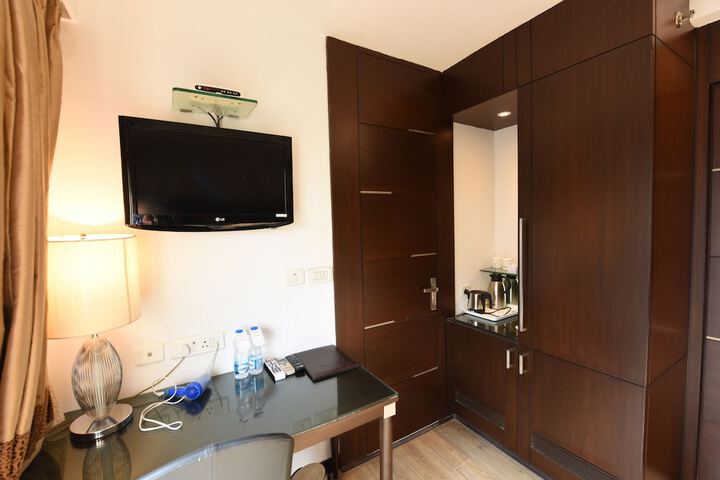 Room 41 of 151