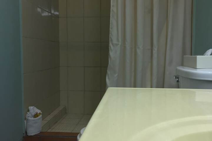 Room 62 of 139