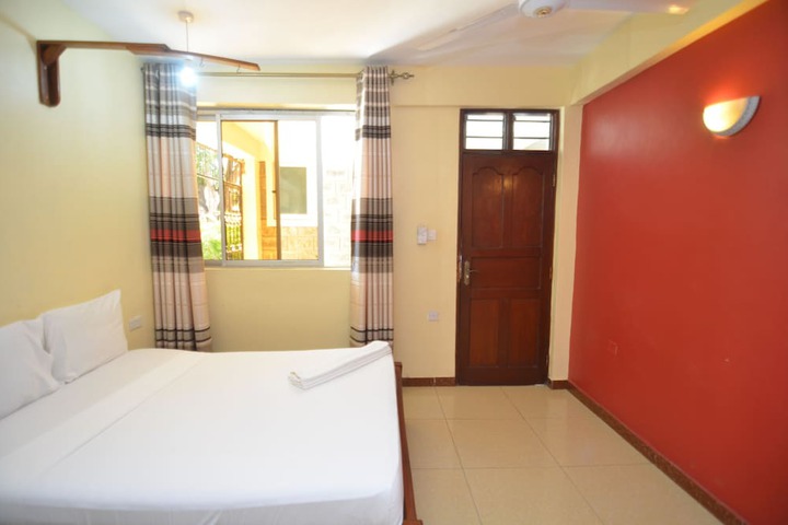 Room 16 of 41