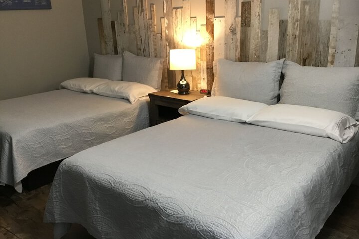 Room 7 of 61