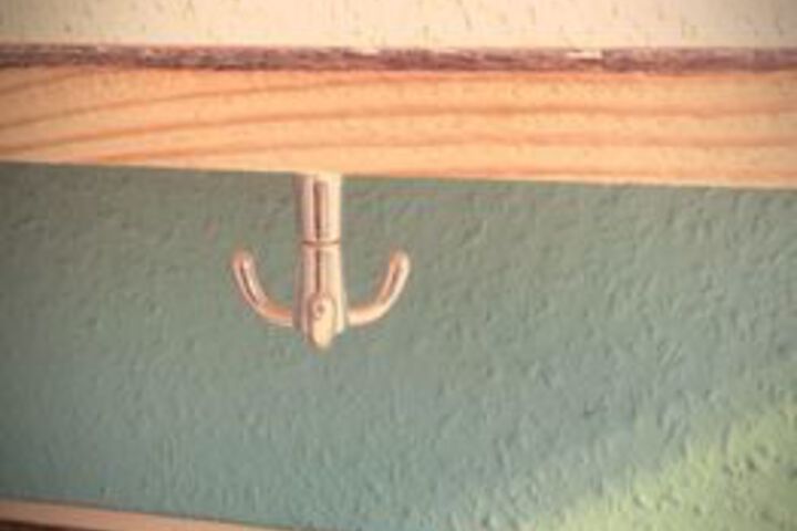 Room 18 of 34