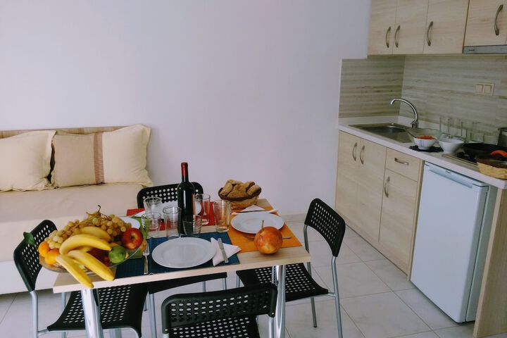Dining Photos