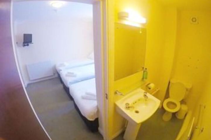 Room 35 of 58