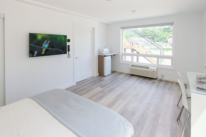 Room 9 of 41