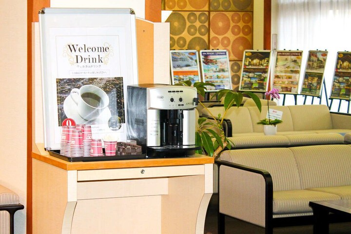 Entrance & Lobby