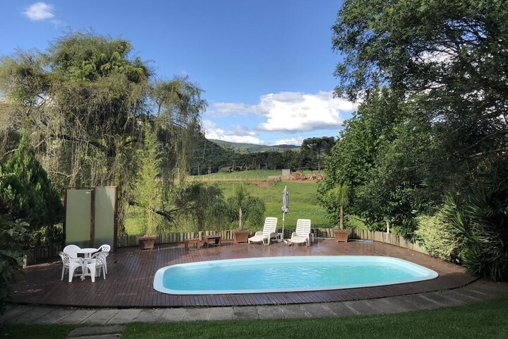 Pool 22 of 46