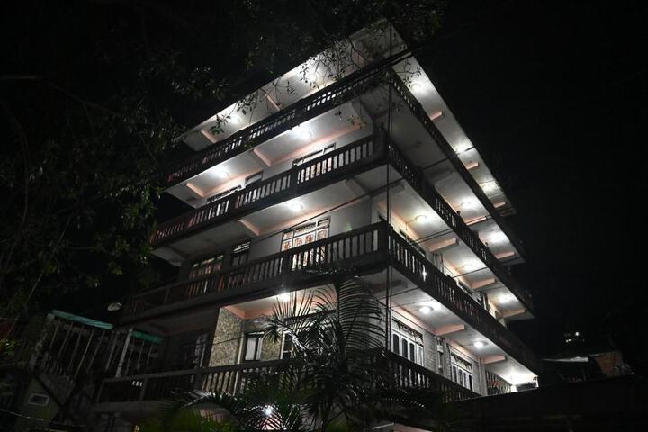 General 4 of 6