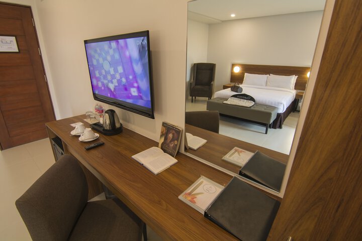 Room 5 of 30