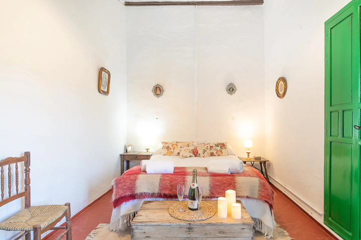 Room 4 of 19