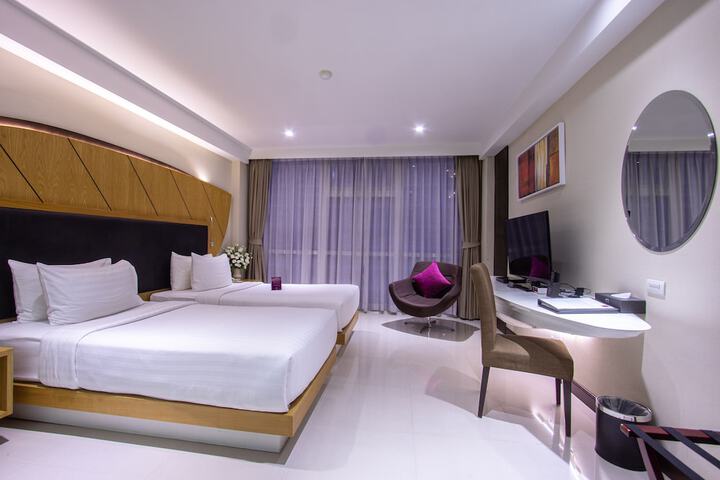 Room 13 of 84