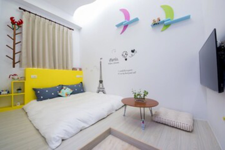 Room 18 of 19