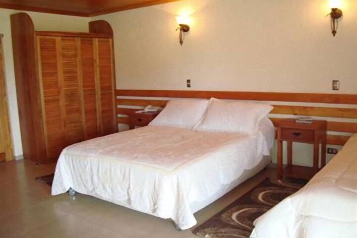 Room 7 of 28