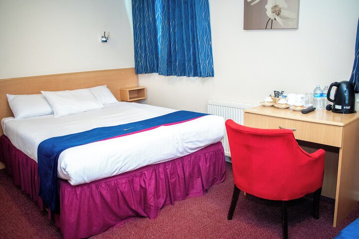 Room 78 of 157