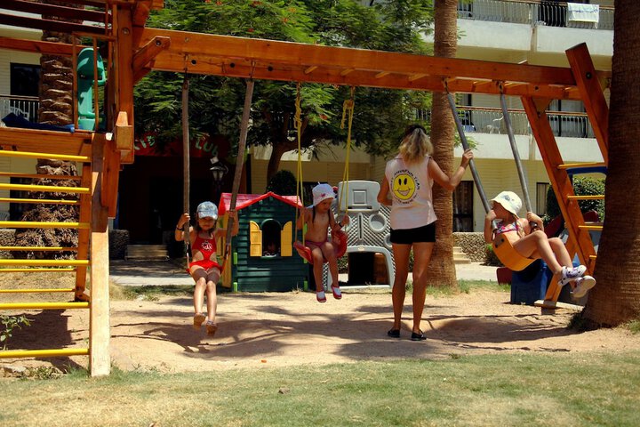 Childrens Activities 57 of 96