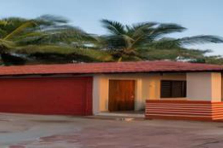 Famstel Gokarna - Beach Stay