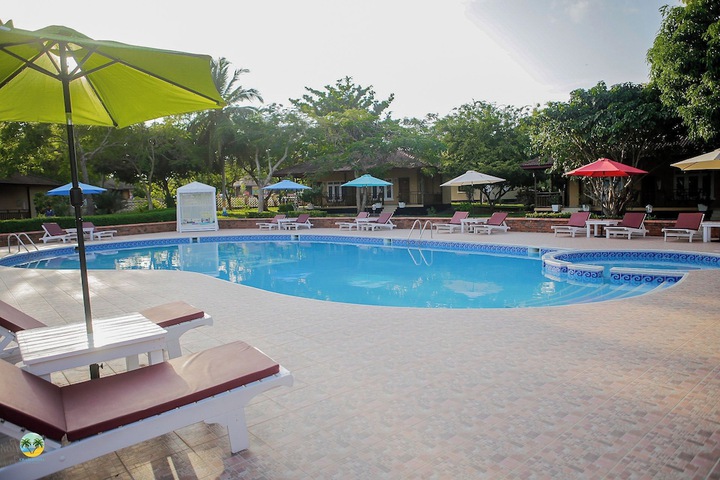 Pool 66 of 161