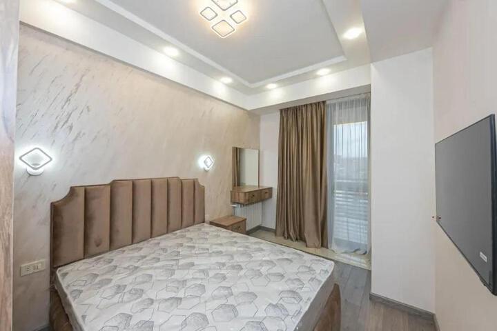 Zvartnots International Hotel