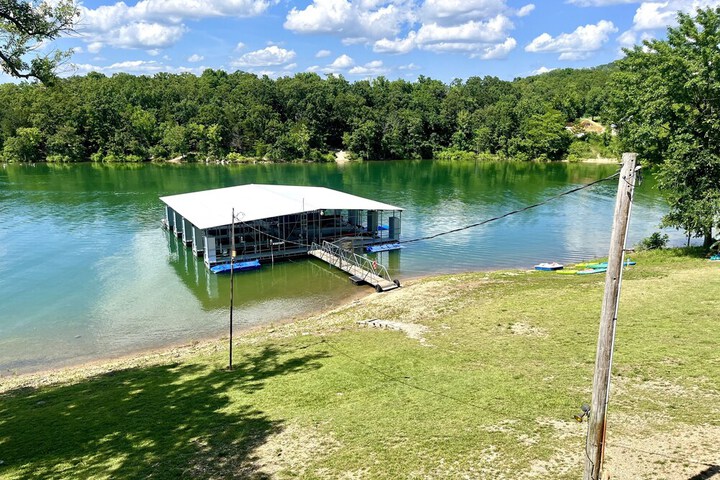 Hotel Interior 17 of 25