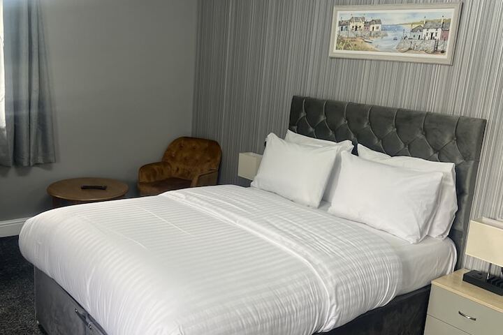 Room 27 of 56