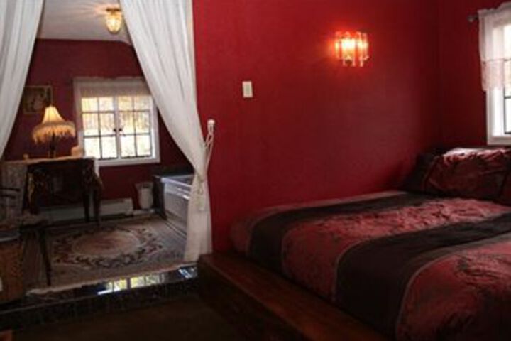 Room 32 of 63