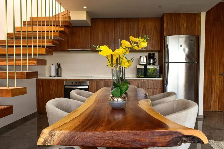 Room 3 of 19